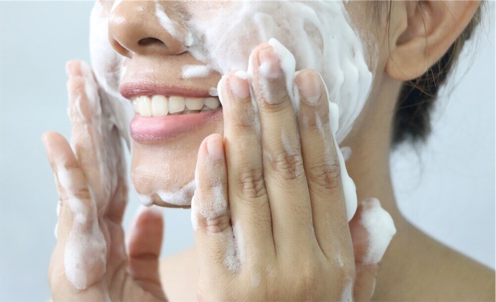 Face wash and facial cleansing, how often should you do it?